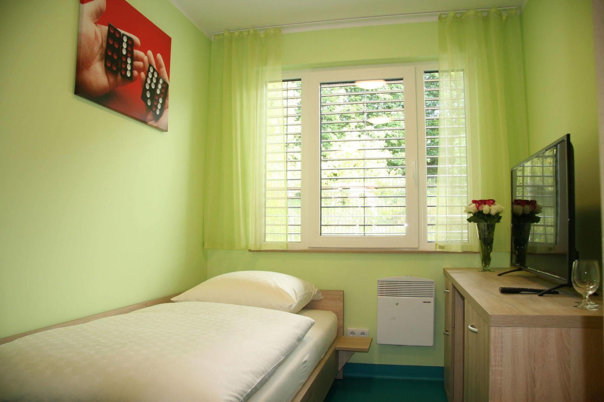 24Seven Hotel Nürnberg Buitenkant foto